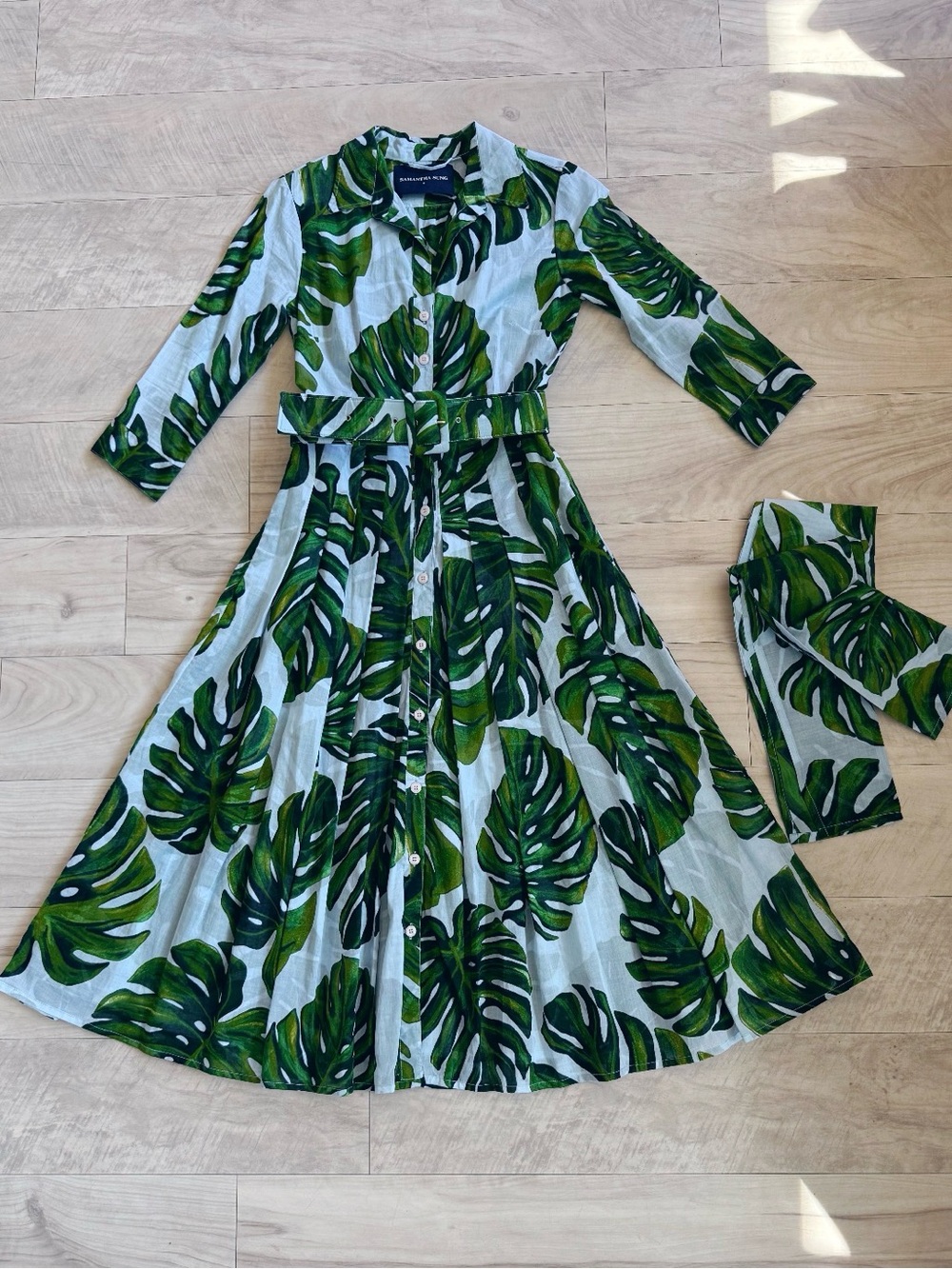 SAMANTHA  SUNG Tropical Leaf Button-Front Shirt Dress in Green